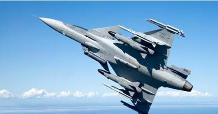 �_�����{��JAS-39 Gripen����(zh��n)���C